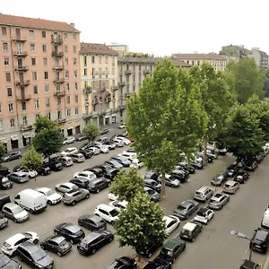 Scarlatti Luxury Apt. - B. Aires / Station Appartamento Milano